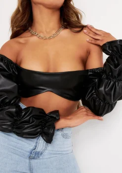 Tops*Missy Empire Ariel Black PU Ruched Sleeve Crop Top