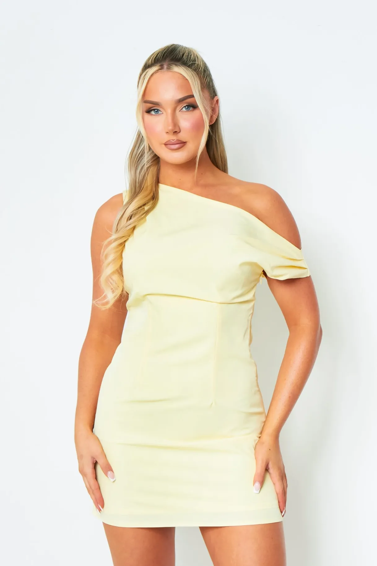 Mini Dresses|Going Out Dresses*Missy Empire Ashley Yellow One Shoulder Structured Mini Dress