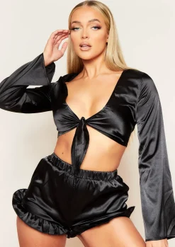 Nightwear*Missy Empire Belle Satin Tie Front Long Sleeve Pyjama Crop Top Black