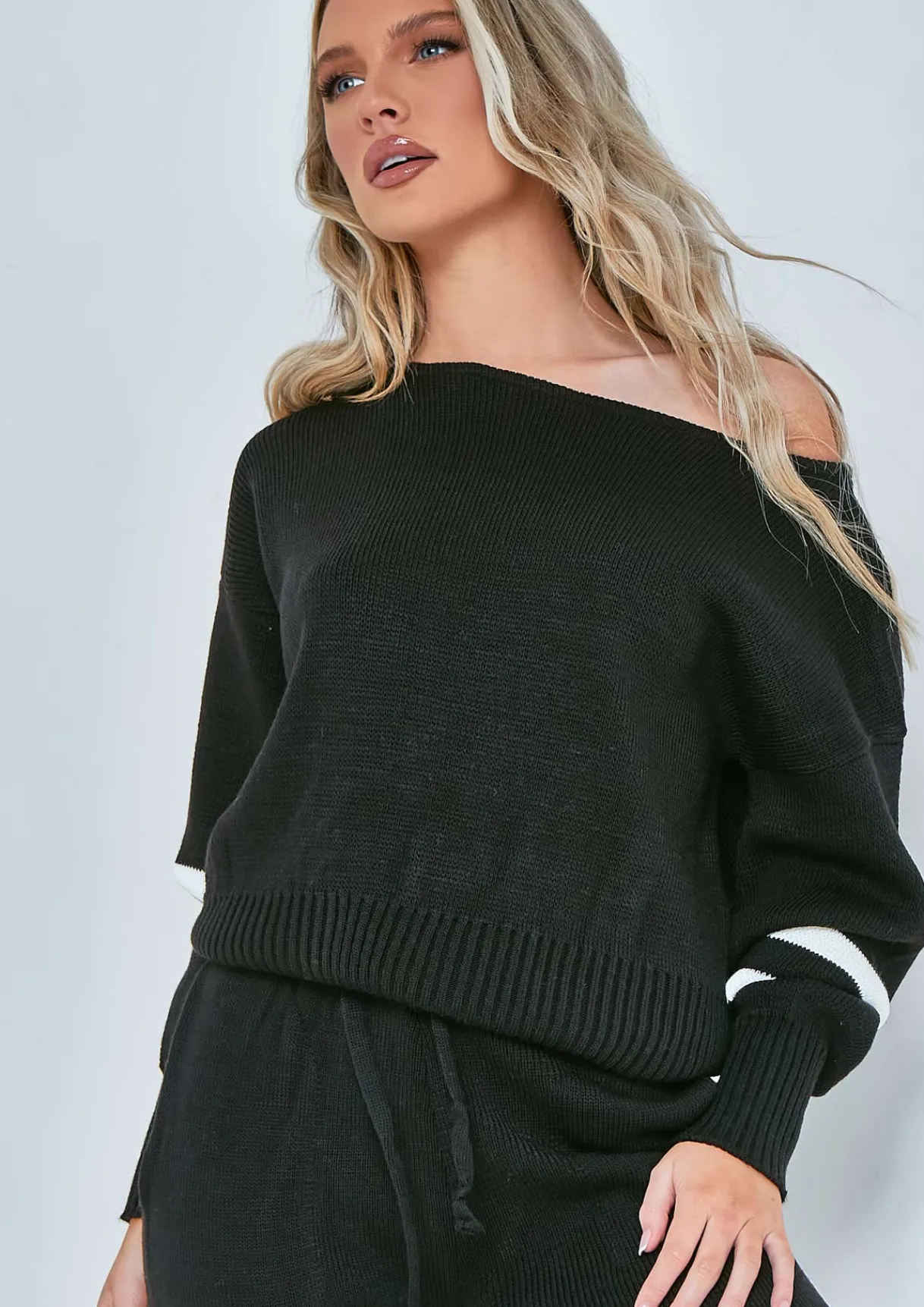 Airport Vibin'|Co-Ords*Missy Empire Dominique Black Oversized Knitted Loungewear Set