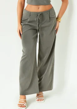 The Party Edit|Trousers*Missy Empire Isabela Low Rise Tailored Trousers Grey