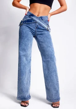 Concert Outfits|Jeans*Missy Empire Kiki Blue Light Wash Denim Cross Over Belt Straight Leg Jeans
