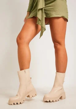 Boots*Missy Empire Kristee Boots Cream