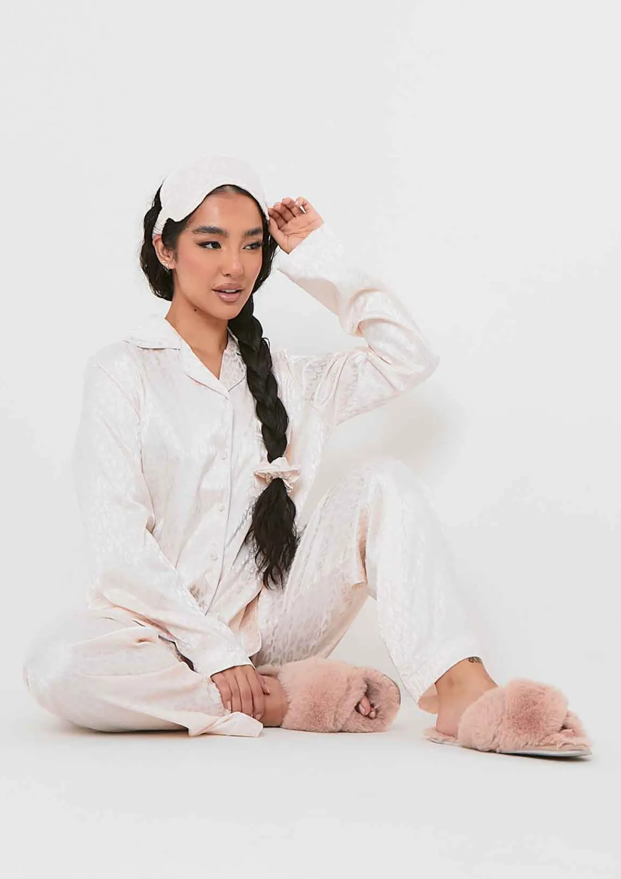 Nightwear*Missy Empire Mimi Cream Leopard Jacquard Print 4 Piece Printed Pyjama Set
