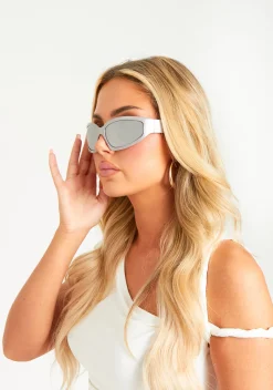Sunglasses*Missy Empire Taylor Silver Wrap Around Sunglasses